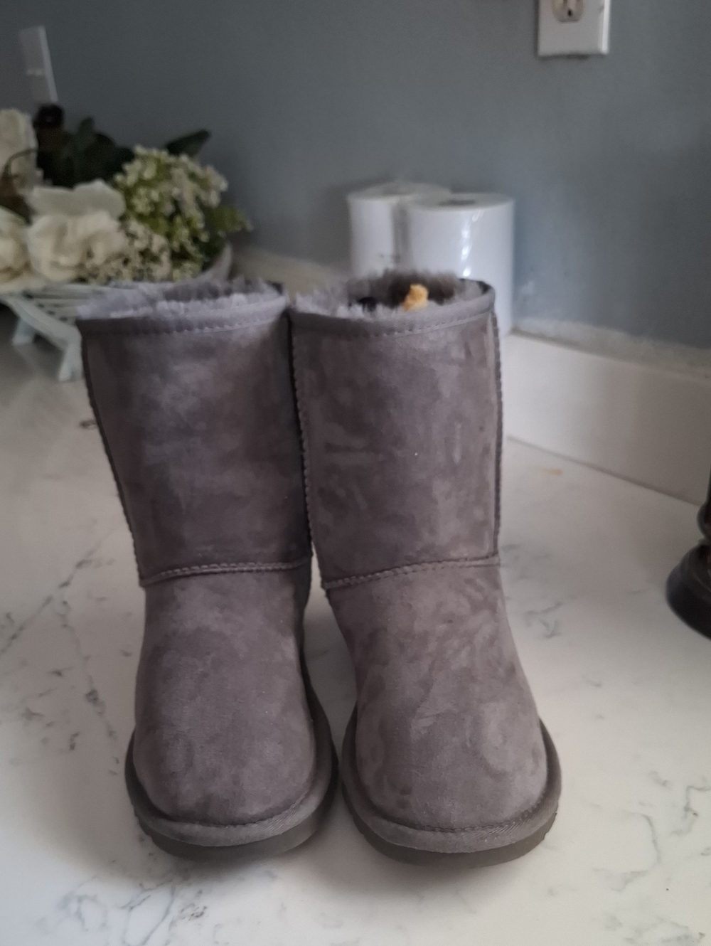 UGG Classic Womens Gray Suede Shearling-Lined Short Boots